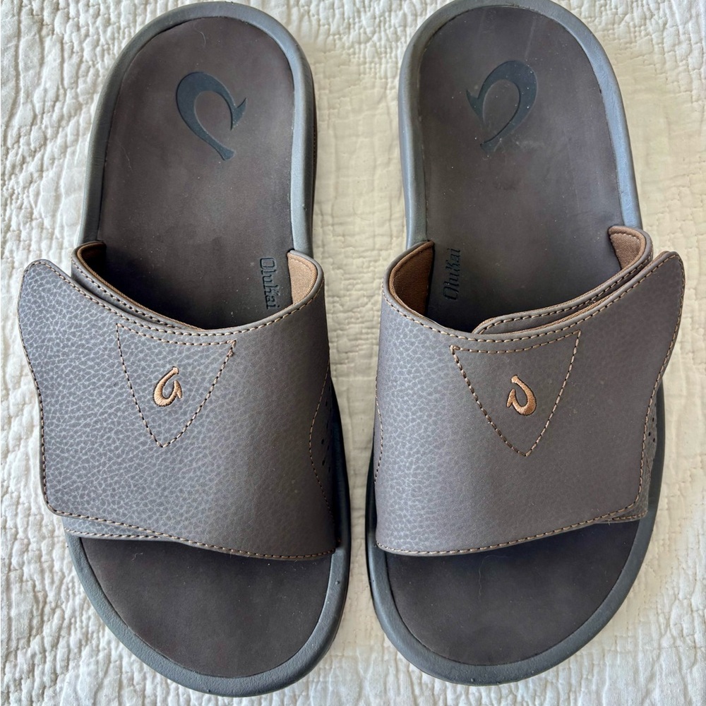 Olukai Men's Brown Slide Sandals NWOT